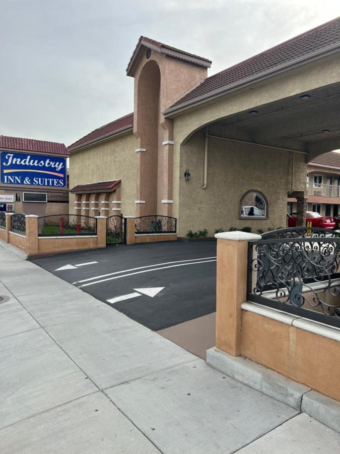 Industry Inn & Suites La Puente Exterior photo